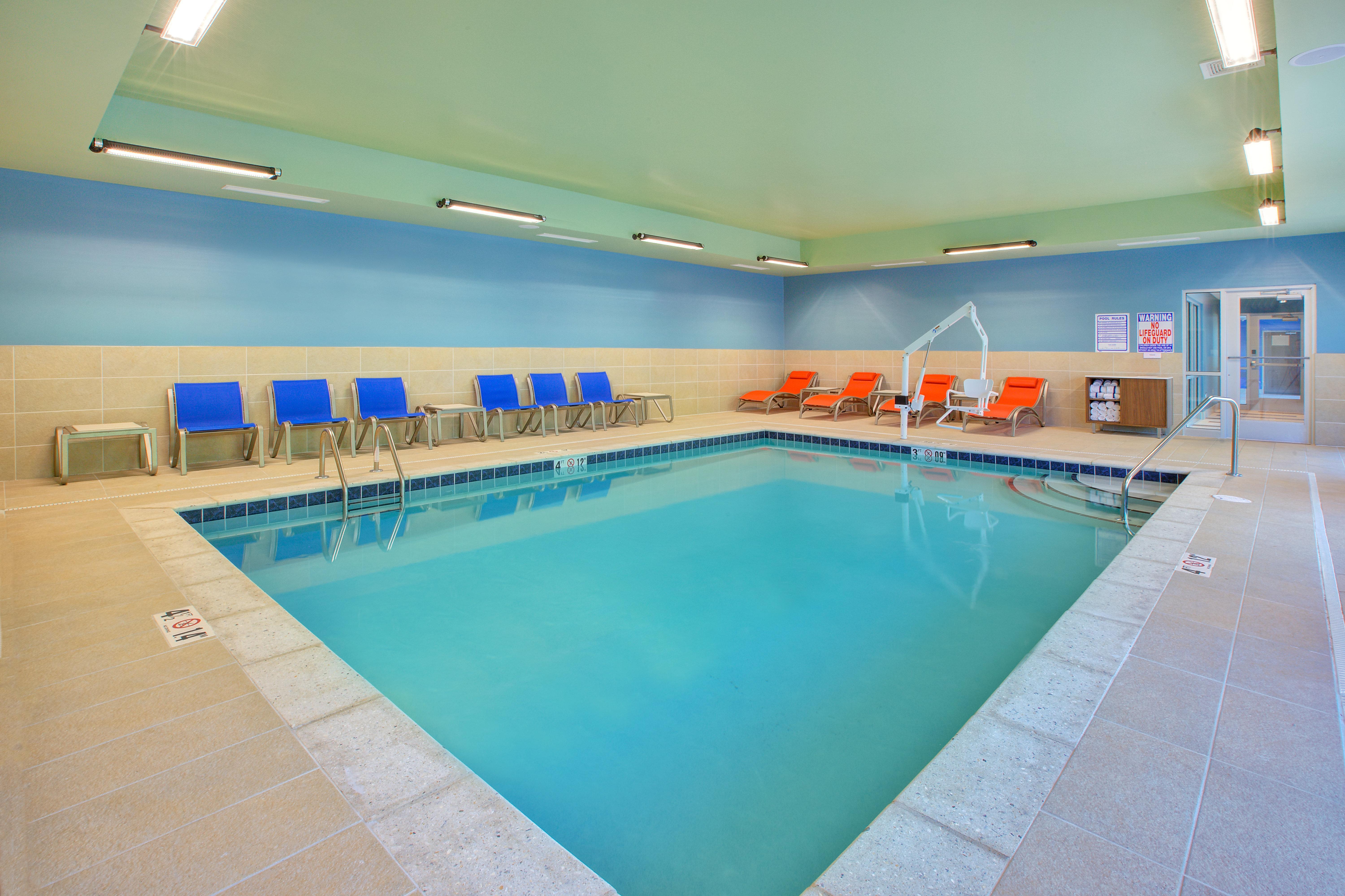 Holiday Inn Express & Suites New Castle By Ihg Εξωτερικό φωτογραφία